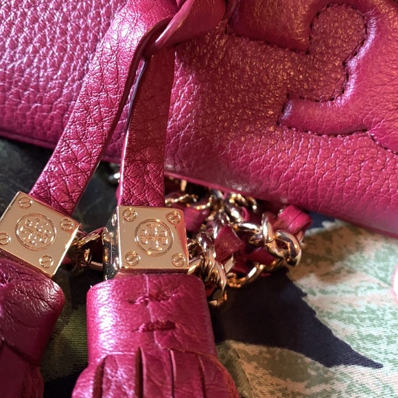 Thea Crossbody Shoulder Bag - Picture 9 of 9